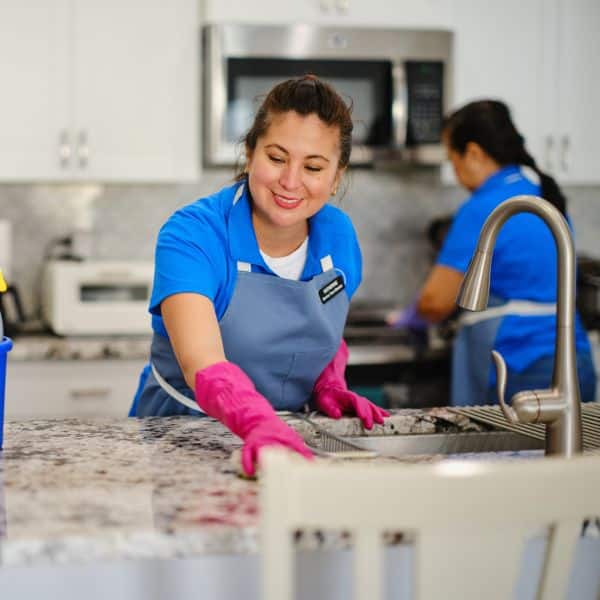 A professional maid cleaning services in Denver, CO